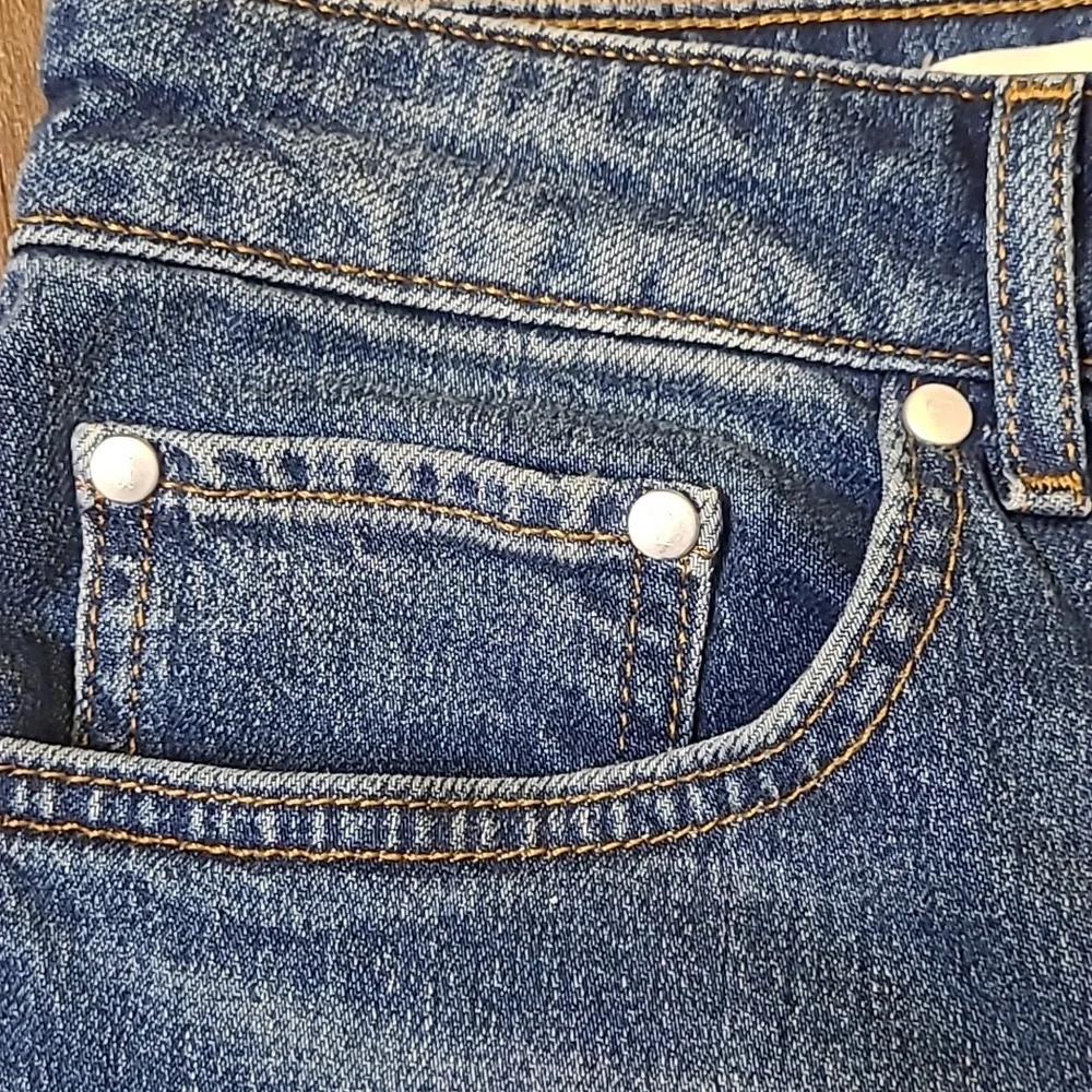PILCRO Denim Blue Women‎ Shorts perfecc for summer used good condition.